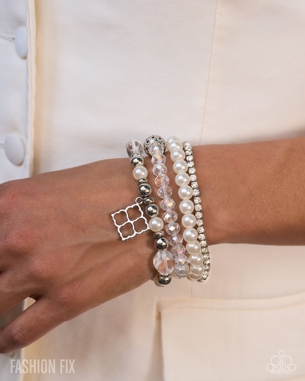 - Pastoral Pizzazz - White - Paparazzi Accessories