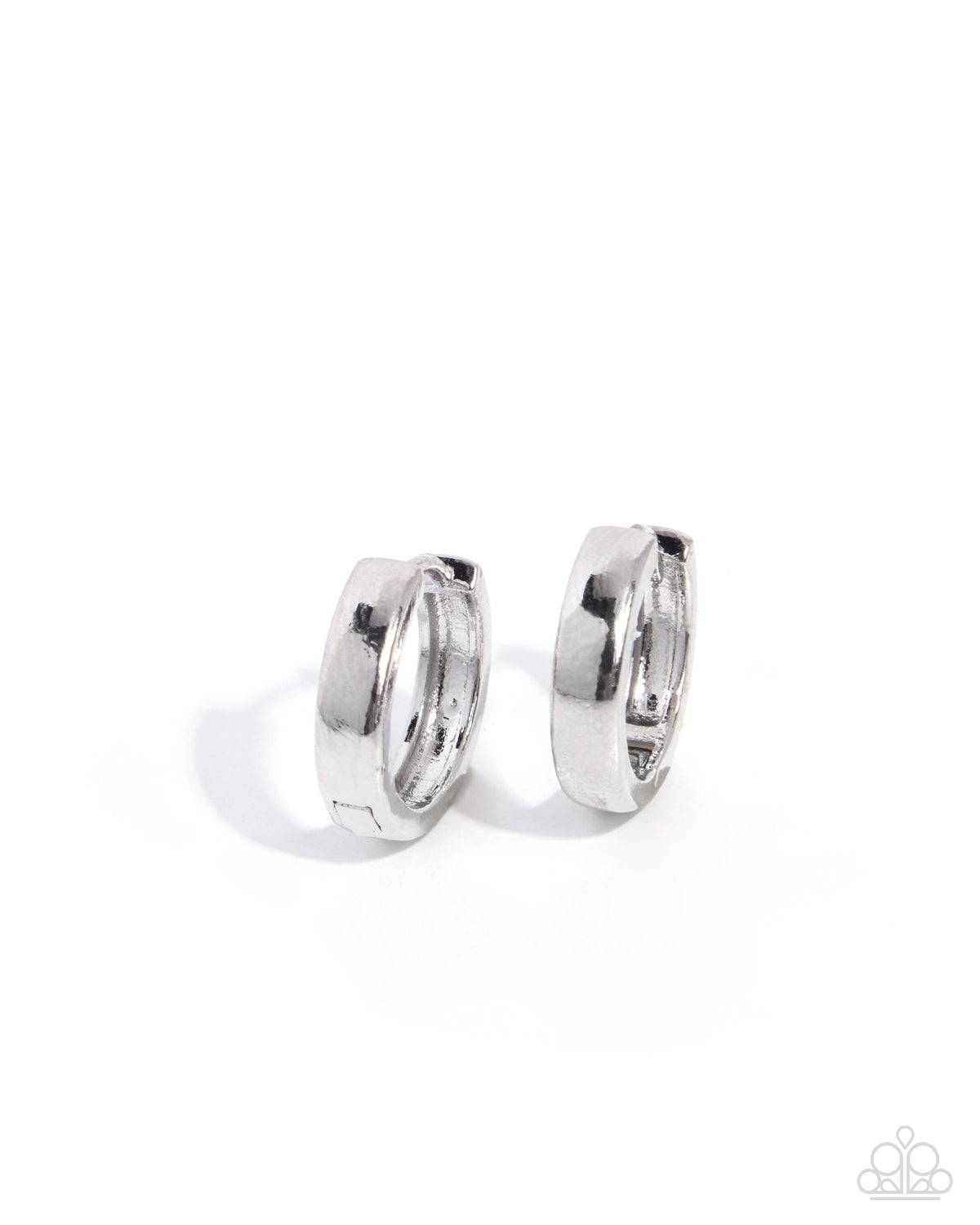 Paparazzi Accessories - Changeable Chill - Silver - Paparazzi Accessories